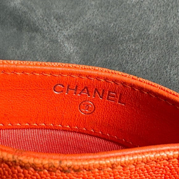 Chanel Caviar Boy Cardholder in Orange SHW - Picture 8 of 11